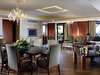Four Seasons Hotel 